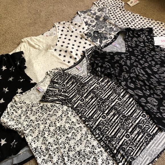 ❌SOLD❌ Lularoe Christy T’s - Picture 2 of 3